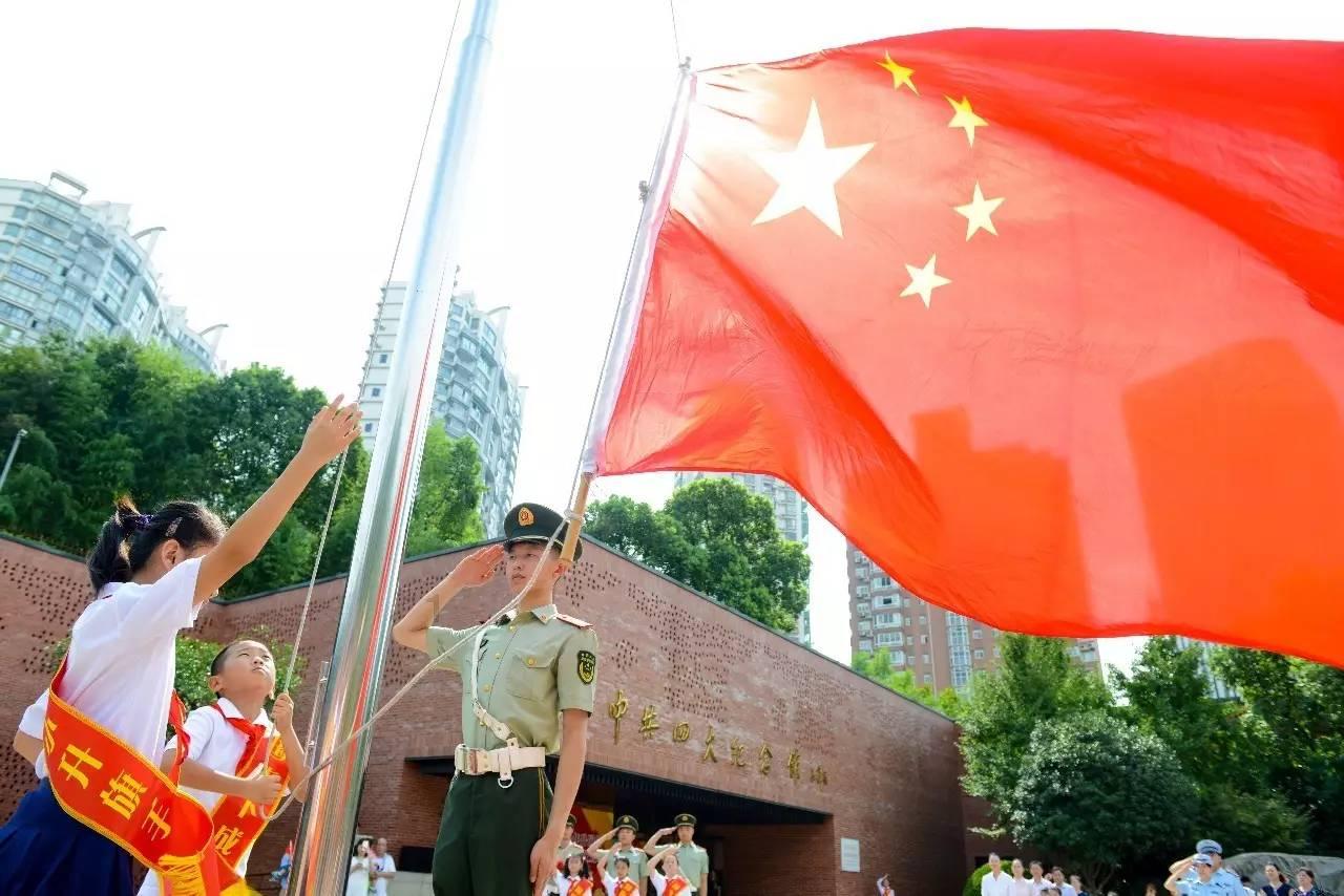 如何轻松搞定挂号就诊？瑞金医院住院医给社区居民送新春“健康礼”
